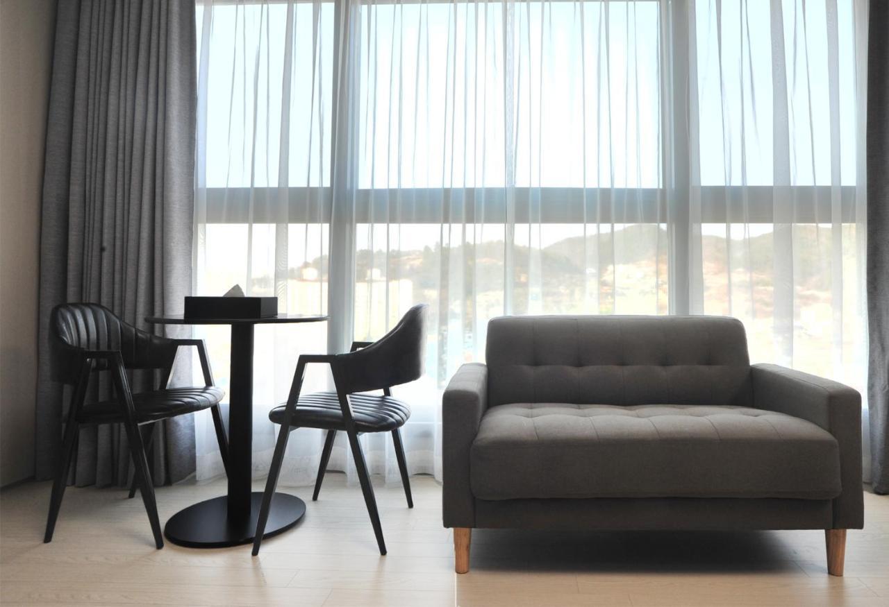 Coopstay Yeosu Hotel Buitenkant foto