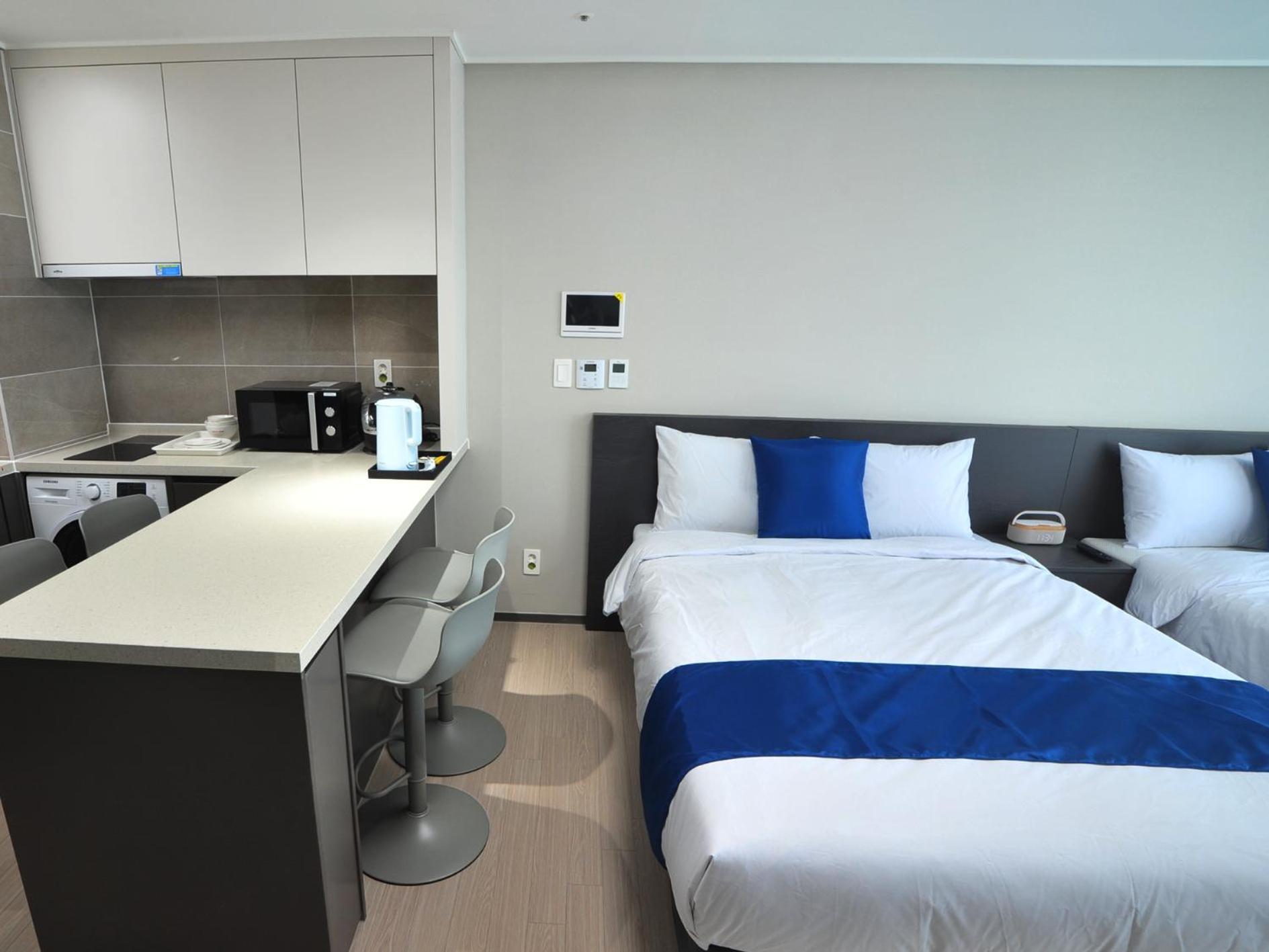 Coopstay Yeosu Hotel Buitenkant foto