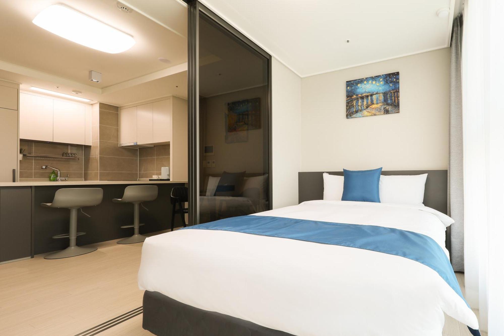Coopstay Yeosu Hotel Buitenkant foto